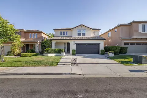 19924 Via Joyce Dr, Saugus, CA 91350