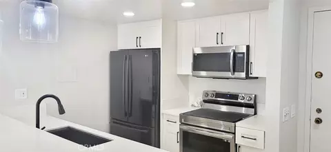 1745 Camino Palmero #527, Los Angeles, CA 90046