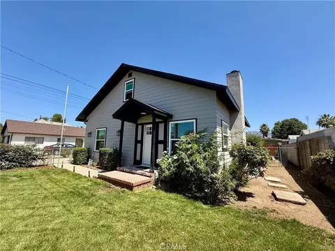 1409 4th St, San Fernando, CA 91340