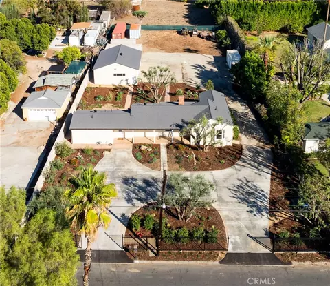 9816 Burnet, North Hills, CA 91343