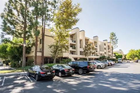 5565 Canoga Ave #309, Woodland Hills, CA 91367