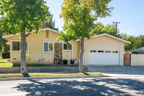 Exterior - 25085 Highspring, Newhall, CA 91321 photo 12 of 13