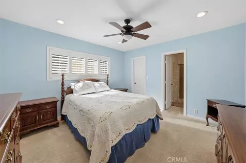 Bedroom - 25085 Highspring, Newhall, CA 91321 photo 1 of 5