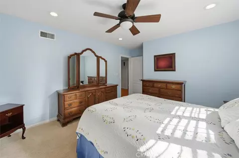 Bedroom - 25085 Highspring, Newhall, CA 91321 photo 2 of 5