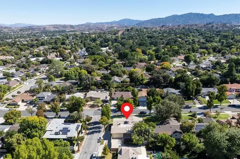 View/Area - 25085 Highspring, Newhall, CA 91321 photo 4 of 6