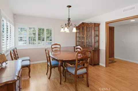 Dining - 25085 Highspring, Newhall, CA 91321 photo 1 of 3