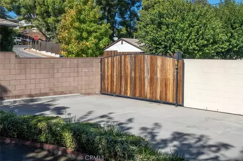 Exterior - 25085 Highspring, Newhall, CA 91321 photo 10 of 13