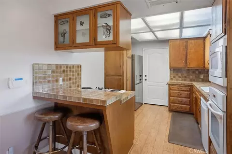 Kitchen - 25085 Highspring, Newhall, CA 91321 photo 1 of 4