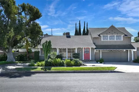 13400 Hartland St, Valley Glen, CA 91405