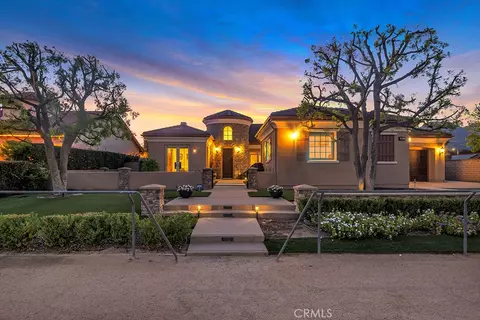 9661 Shoup Ave, Chatsworth, CA 91311