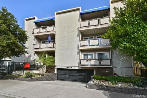 13543 Moorpark St #15, Sherman Oaks, CA 91423