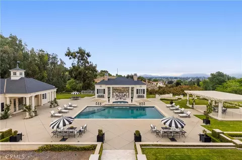 Exterior - 85 Crestview, Camarillo, CA 93010 photo 16 of 22