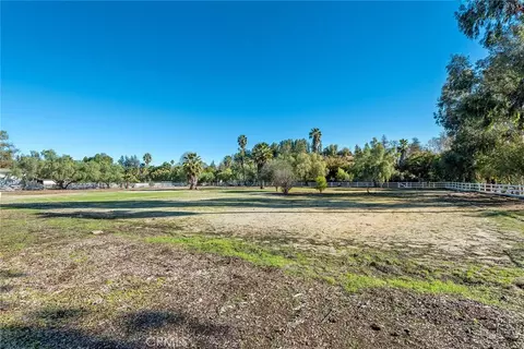 5546 Paradise Valley Rd, Hidden Hills, CA 91302
