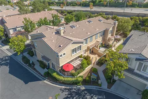 25405 Silver Crest Ct, Saugus, CA 91350