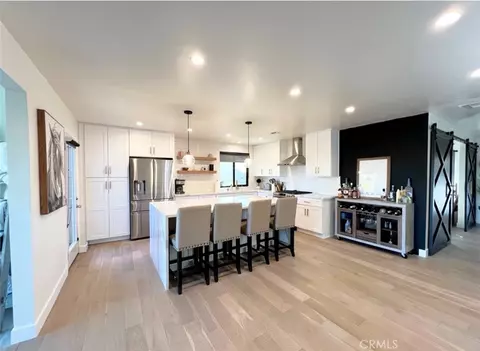 7034 Middlesbury Rdg, West Hills, CA 91307