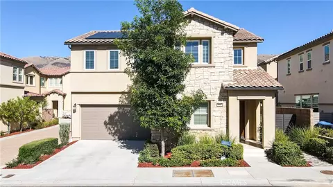 20809 W Acorn Cir, Porter Ranch, CA 91326