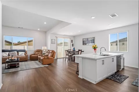 45628 E Rachel Ave, Lancaster, CA 93535 photo 6