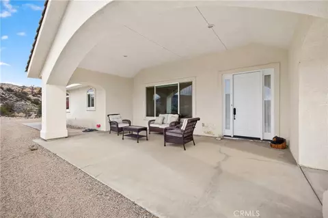 Exterior - 29499 Hwy 33, Maricopa, CA 93252 photo 4 of 13