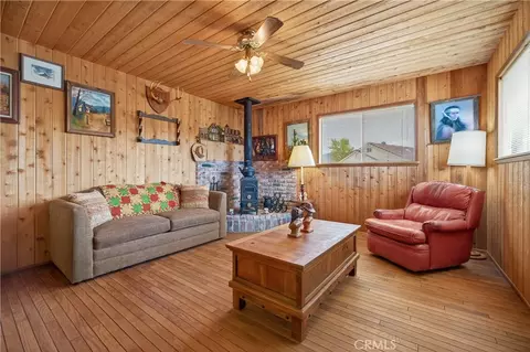 Living - 29499 Hwy 33, Maricopa, CA 93252 photo 6 of 7