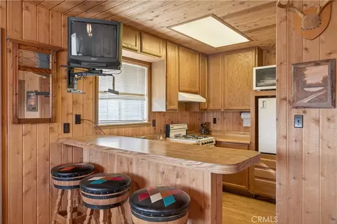 Kitchen - 29499 Hwy 33, Maricopa, CA 93252 photo 10 of 12