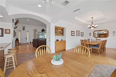 Dining - 29499 Hwy 33, Maricopa, CA 93252 photo 3 of 6