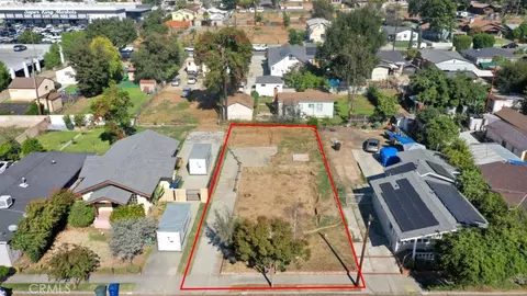 343 W Woodbury Rd, Altadena, CA 91001