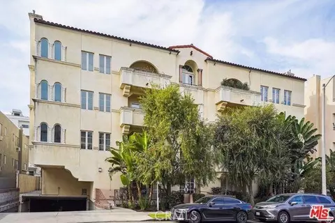 1861 Veteran Ave #101, Los Angeles, CA 90025