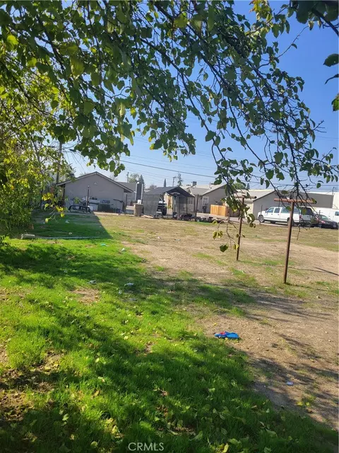 127 K St, Bakersfield, CA 93304