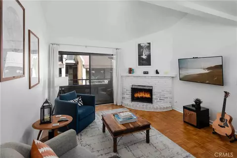 7135 Firmament #25, Van Nuys, CA 91406