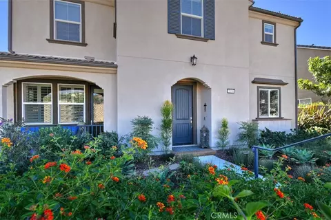 2130 Harvest Loop, Santa Paula, CA 93060