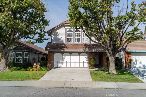 19725 Collins Rd, Canyon Country, CA 91351