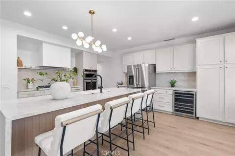 173 Parkside Dr, Simi Valley, CA 93065