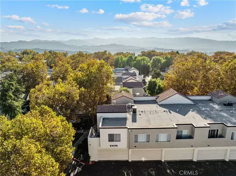 24474 Valle Del Oro #201, Newhall, CA 91321