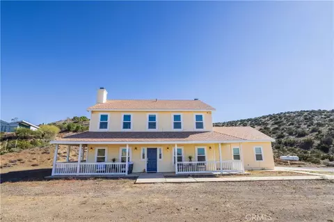9162 Old Stage Rd, Agua Dulce, CA 91390