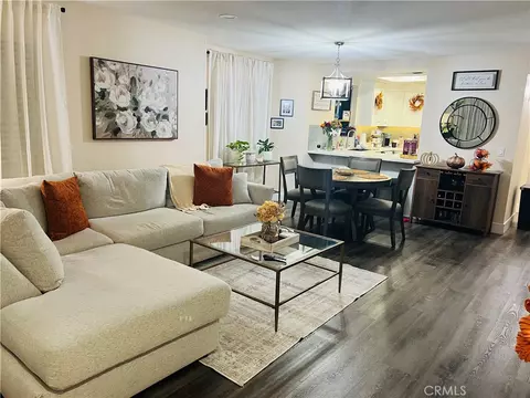 26972 Flo #305, Canyon Country, CA 91351