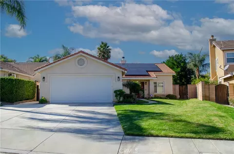 19727 Skyview Ct, Canyon Country, CA 91351