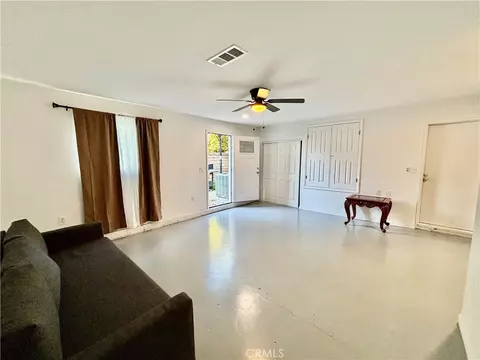 2433 Medina Ave, Simi Valley, CA 93063
