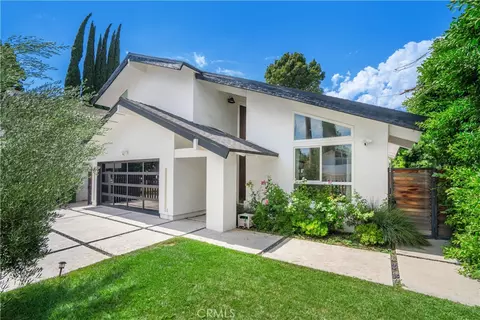 6321 Alonzo Ave, Encino, CA 91316
