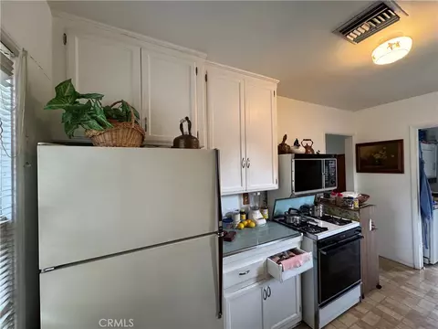 7044 Bertrand, Reseda, CA 91335