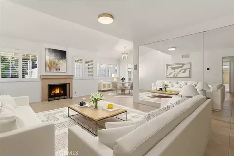 22117 Burbank Blvd #7, Woodland Hills, CA 91367