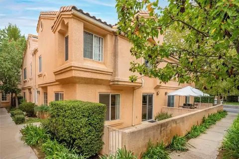 25126 Steinbeck Ave #D, Stevenson Ranch, CA 91381