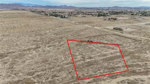 32 Antelope Hwy, Lancaster, CA 93536