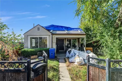 4 La Venezia Ct, Altadena, CA 91001