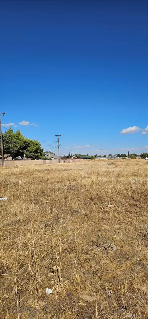 0 E Avenue Q13, Palmdale, CA 93550 photo 3