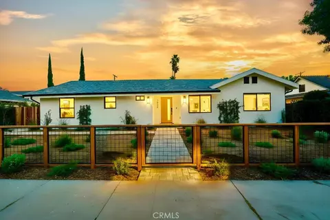 7932 Woodlake, West Hills, CA 91304