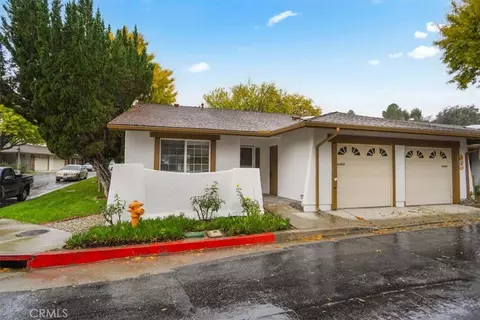 26847 Oak Br, Newhall, CA 91321