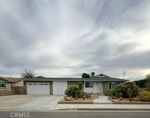 4552 W Avenue L12, Lancaster, CA 93536