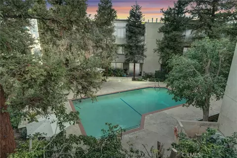 7800 Topanga Cyn, Canoga Park, CA 91304
