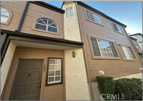 7658 Topanga Cyn, Canoga Park, CA 91304