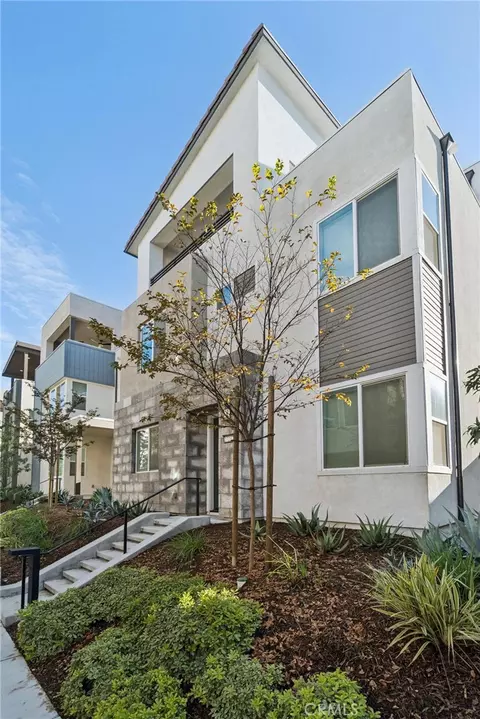 27237 Bush Mallow Ct, Valencia, CA 91381